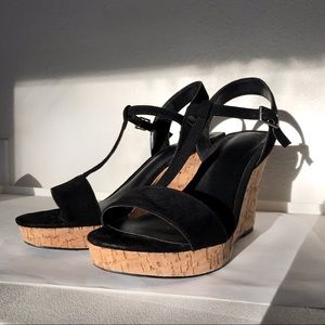 Charles David Black Wedges